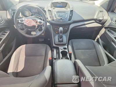 Zdjęcie 8 z 13 samochodu: 2016 FORD ESCAPE S VIN:1FMCU0F75GUA97281 - miniatura