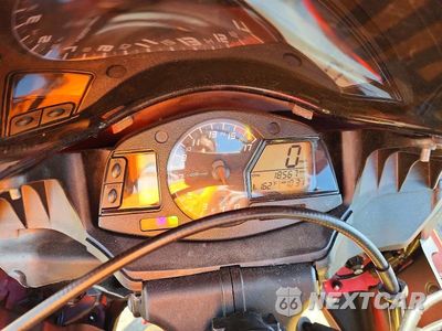 Zdjęcie 7 z 9 samochodu: 2013 HONDA CBR600 RR VIN:JH2PC4045DK600241 - miniatura