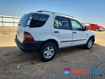 Trzecie zdjęcie samochodu z tyłu: 1999 MERCEDES-BENZ ML 320 VIN:4JGAB54EXXA144933 - miniatura