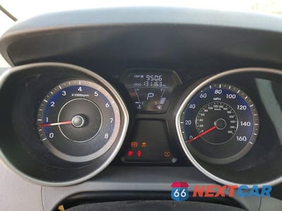 Zdjęcie 9 z 12 samochodu: 2013 HYUNDAI ELANTRA GLS VIN:KMHDH4AE1DU954701 - miniatura