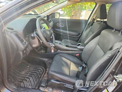 Zdjęcie 7 z 12 samochodu: 2016 HONDA HR-V EX VIN:3CZRU6H59GM740565 - miniatura