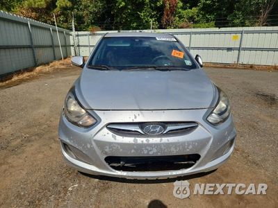 Piąte zdjęcie samochodu w środku: 2013 HYUNDAI ACCENT GLS VIN:KMHCU4AE7DU462925 - miniatura