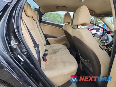 Zdjęcie 10 z 12 samochodu: 2012 HYUNDAI ACCENT VIN:KMHCU4AE6CU180774 - miniatura