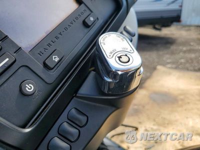 Zdjęcie 8 z 9 samochodu: 2017 HARLEY-DAVIDSON FLHX STREET GLIDE VIN:1HD1KBC13HB687195 - miniatura
