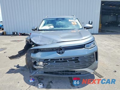 Piąte zdjęcie samochodu w środku: 2026 VOLKSWAGEN TIGUAN SE VIN:3VVFR7RM9TM058416 - miniatura