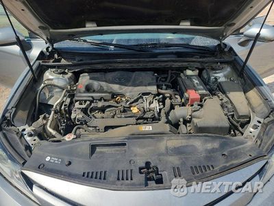 Zdjęcie 11 z 13 samochodu: 2018 TOYOTA CAMRY LE VIN:4T1B11HK1JU514432 - miniatura