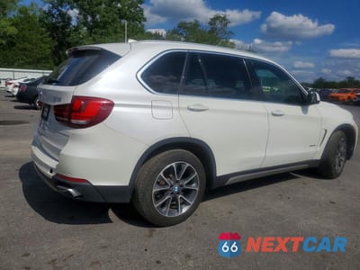Trzecie zdjęcie samochodu z tyłu: 2018 BMW X5 XDRIVE35I VIN:5UXKR0C57J0Y06309 - miniatura