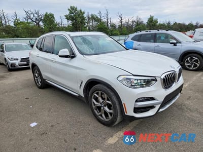 Czwarte zdjęcie samochodu z boku: 2021 BMW X3 SDRIVE30I VIN:5UXTY3C04M9G54067 - miniatura