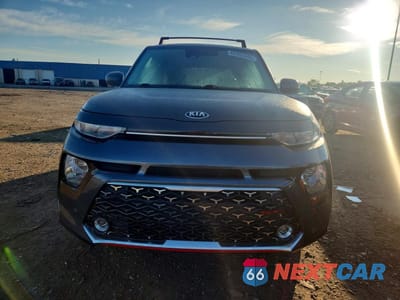 Piąte zdjęcie samochodu w środku: 2021 KIA SOUL GT LINE VIN:KNDJ63AU7M7764138 - miniatura