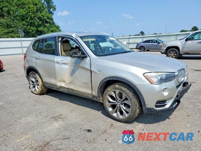 Czwarte zdjęcie samochodu z boku: 2016 BMW X3 SDRIVE28I VIN:5UXWZ7C50G0R33146 - miniatura