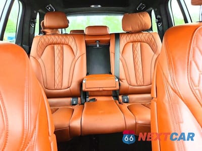 Zdjęcie 10 z 13 samochodu: 2024 BMW X7 XDRIVE40I VIN:5UX23EM03R9U30622 - miniatura