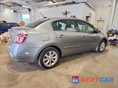 Trzecie zdjęcie samochodu z tyłu: 2010 NISSAN SENTRA 2.0 VIN:3N1AB6AP9AL716397 - miniatura