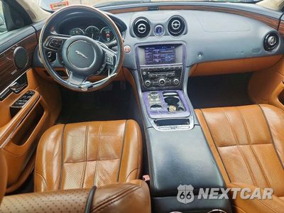 Zdjęcie 8 z 12 samochodu: 2013 JAGUAR XJL PORTFOLIO VIN:SAJWA2GB4DLV43870 - miniatura