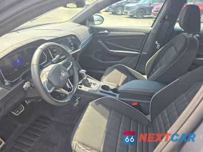 Zdjęcie 7 z 13 samochodu: 2024 VOLKSWAGEN JETTA SPORT VIN:3VWBM7BUXRM034024 - miniatura