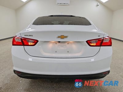 Zdjęcie 6 z 12 samochodu: 2023 CHEVROLET MALIBU LT VIN:1G1ZD5ST4PF177943 - miniatura