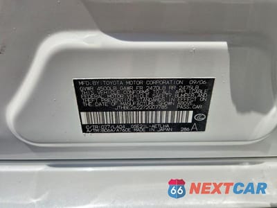 Zdjęcie 13 z 13 samochodu: 2007 LEXUS IS 350 VIN:JTHBE262272007785 - miniatura
