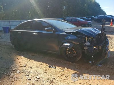 Czwarte zdjęcie samochodu z boku: 2021 KIA FORTE GT VIN:3KPF44AC1ME398539 - miniatura