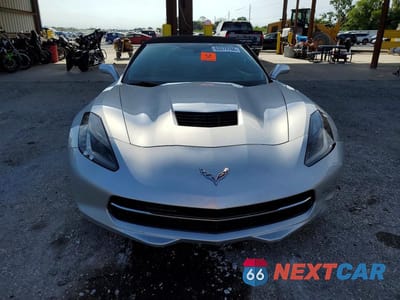 Piąte zdjęcie samochodu w środku: 2018 CHEVROLET CORVETTE STINGRAY 3LT VIN:1G1YF3D7XJ5105006 - miniatura