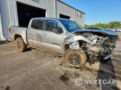 Czwarte zdjęcie samochodu z boku: 2023 TOYOTA TACOMA SR5 V6 VIN:3TMCZ5AN1PM591151 - miniatura