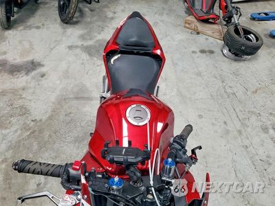 Piąte zdjęcie samochodu w środku: 2016 HONDA CBR500 R VIN:MLHPC446XG5300280 - miniatura