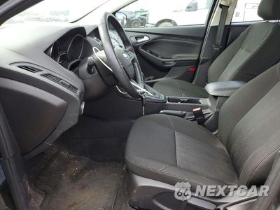 Zdjęcie 7 z 12 samochodu: 2018 FORD FOCUS SE VIN:1FADP3FE9JL301843 - miniatura