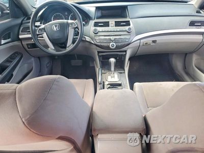 Zdjęcie 8 z 12 samochodu: 2012 HONDA ACCORD LX VIN:1HGCP2F34CA127582 - miniatura