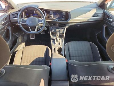 Zdjęcie 8 z 12 samochodu: 2024 VOLKSWAGEN JETTA SPORT VIN:3VWBM7BU8RM044664 - miniatura