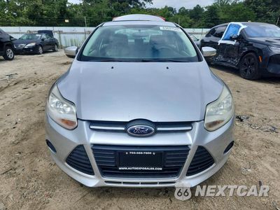 Piąte zdjęcie samochodu w środku: 2013 FORD FOCUS SE VIN:1FADP3F21DL282909 - miniatura