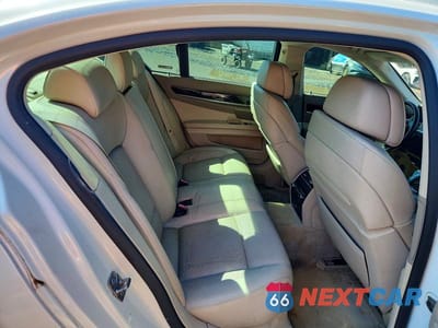 Zdjęcie 10 z 12 samochodu: 2010 BMW 750 I XDRIVE VIN:WBAKC6C55ACL67838 - miniatura