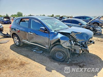Czwarte zdjęcie samochodu z boku: 2013 NISSAN ROGUE S VIN:JN8AS5MV9DW600427 - miniatura