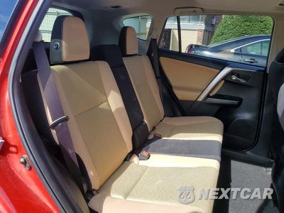 Zdjęcie 11 z 13 samochodu: 2016 TOYOTA RAV4 XLE VIN:JTMRFREV9GJ093216 - miniatura