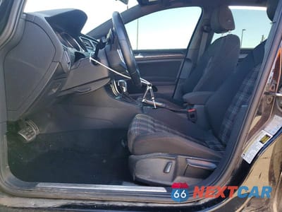 Zdjęcie 7 z 12 samochodu: 2018 VOLKSWAGEN GTI S/SE VIN:3VW447AU4JM292991 - miniatura