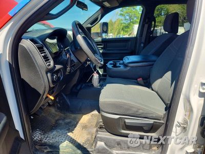 Zdjęcie 7 z 13 samochodu: 2022 RAM 3500 TRADESMAN VIN:3C63R3GJ0NG189004 - miniatura