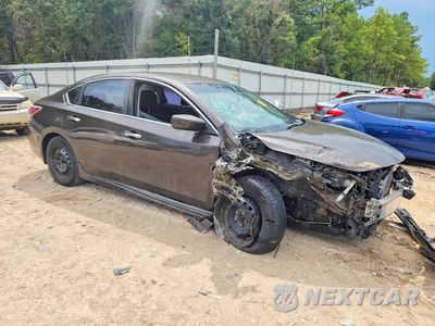 Czwarte zdjęcie samochodu z boku: 2015 NISSAN ALTIMA 2.5 S VIN:1N4AL3AP0FN347516 - miniatura