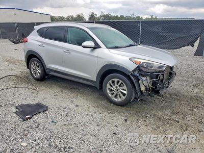 Czwarte zdjęcie samochodu z boku: 2016 HYUNDAI TUCSON SE VIN:KM8J33A44GU219122 - miniatura