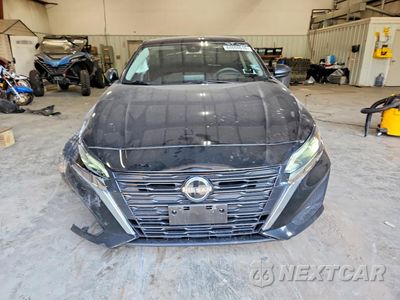 Piąte zdjęcie samochodu w środku: 2024 NISSAN ALTIMA SV VIN:1N4BL4DV0RN350795 - miniatura