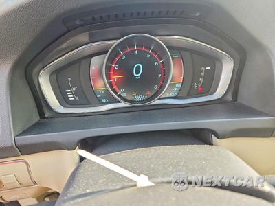 Zdjęcie 9 z 12 samochodu: 2014 VOLVO S60 T5 VIN:YV1612FS8E2281501 - miniatura