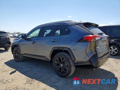Drugie zdjęcie samochodu z przodu: 2025 TOYOTA RAV4 SE VIN:JTM16RFV5SJ077177 - miniatura