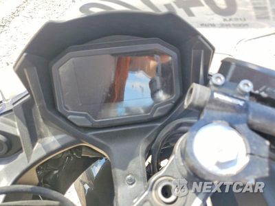 Zdjęcie 7 z 9 samochodu: 2025 KAWASAKI EX650 R VIN:ML5EXER13SDAE8624 - miniatura