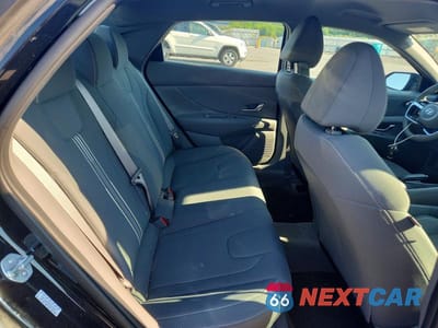 Zdjęcie 10 z 12 samochodu: 2023 HYUNDAI ELANTRA SEL VIN:KMHLM4AG9PU549974 - miniatura