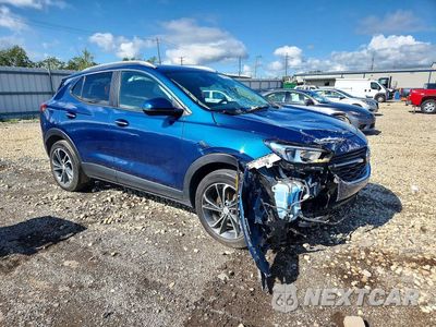 Czwarte zdjęcie samochodu z boku: 2020 BUICK ENCORE GX SELECT VIN:KL4MMDSLXLB113364 - miniatura