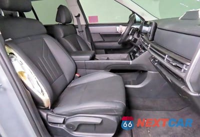 Piąte zdjęcie samochodu w środku: 2025 HYUNDAI SANTA FE SEL VIN:5NMP24GL7SH137178 - miniatura