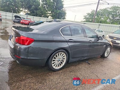 Trzecie zdjęcie samochodu z tyłu: 2011 BMW 535 XI VIN:WBAFU7C56BC781782 - miniatura