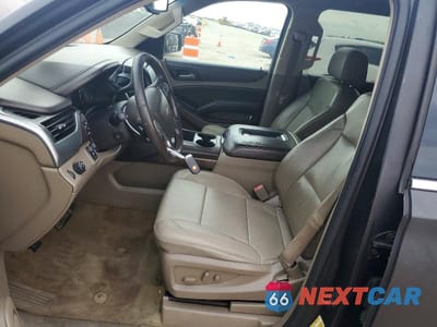 Zdjęcie 7 z 13 samochodu: 2015 CHEVROLET SUBURBAN C1500 LT VIN:1GNSCJKCXFR628365 - miniatura