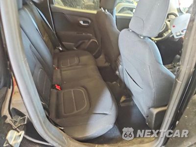 Zdjęcie 10 z 12 samochodu: 2021 JEEP RENEGADE LATITUDE VIN:ZACNJDBB5MPN30650 - miniatura