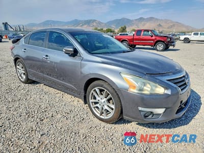 Czwarte zdjęcie samochodu z boku: 2015 NISSAN ALTIMA 3.5 SL VIN:1N4BL3AP1FC254097 - miniatura