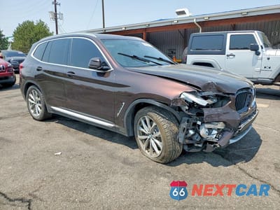 Czwarte zdjęcie samochodu z boku: 2019 BMW X3 XDRIVE30I VIN:5UXTR9C53KLD97060 - miniatura