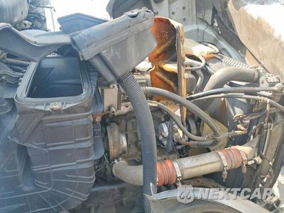 Zdjęcie 11 z 14 samochodu: 2018 FREIGHTLINER CASCADIA 125 SEMI TRUCK VIN:1FUJGLDR4JLJZ8651 - miniatura