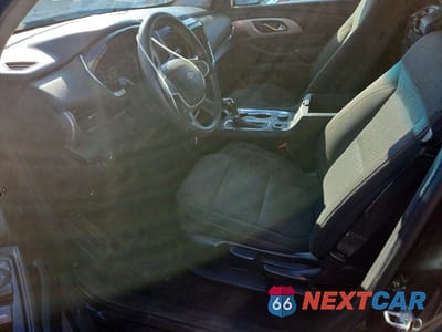 Zdjęcie 7 z 13 samochodu: 2020 CHEVROLET TRAVERSE LS VIN:1GNERFKW0LJ209051 - miniatura