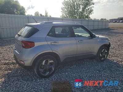 Trzecie zdjęcie samochodu z tyłu: 2025 HYUNDAI VENUE SEL VIN:KMHRC8A32SU386353 - miniatura